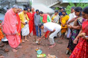 రామ మందిరంలో ధ్యాన మందిర నిర్మాణ భూమిపూజ